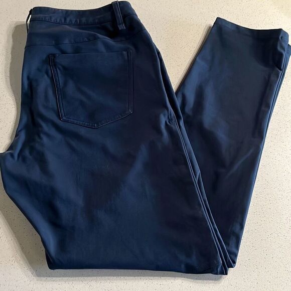 Lululemon Navy Slim 5 Pocket Pant Sz. 34/32 - Picture 1 of 12